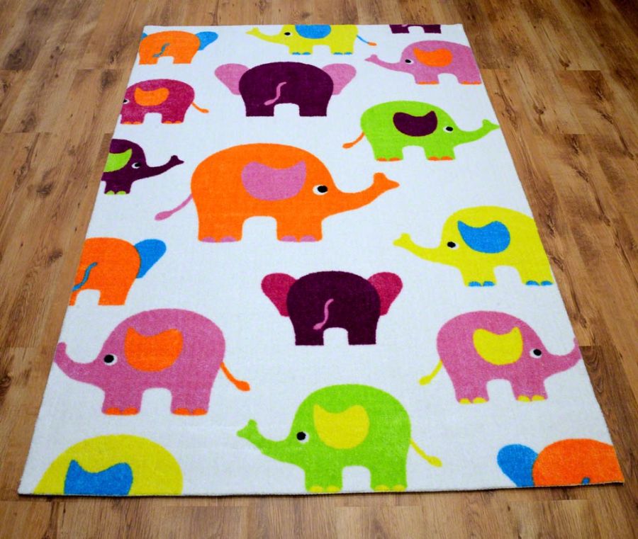 Wesołe dywany dla dzieci białe ze słonikami