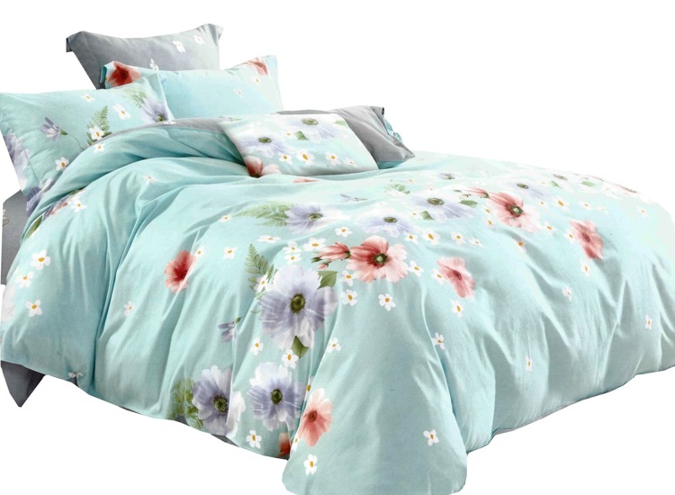 Śliczna turkusowa pościel do sypialni 160x200 z kolorowymi kwiatami
