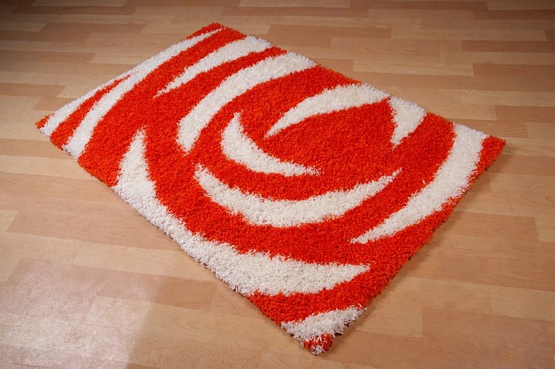 Nowoczesne pomarańczowe dywany włochate w białe paski 180x270