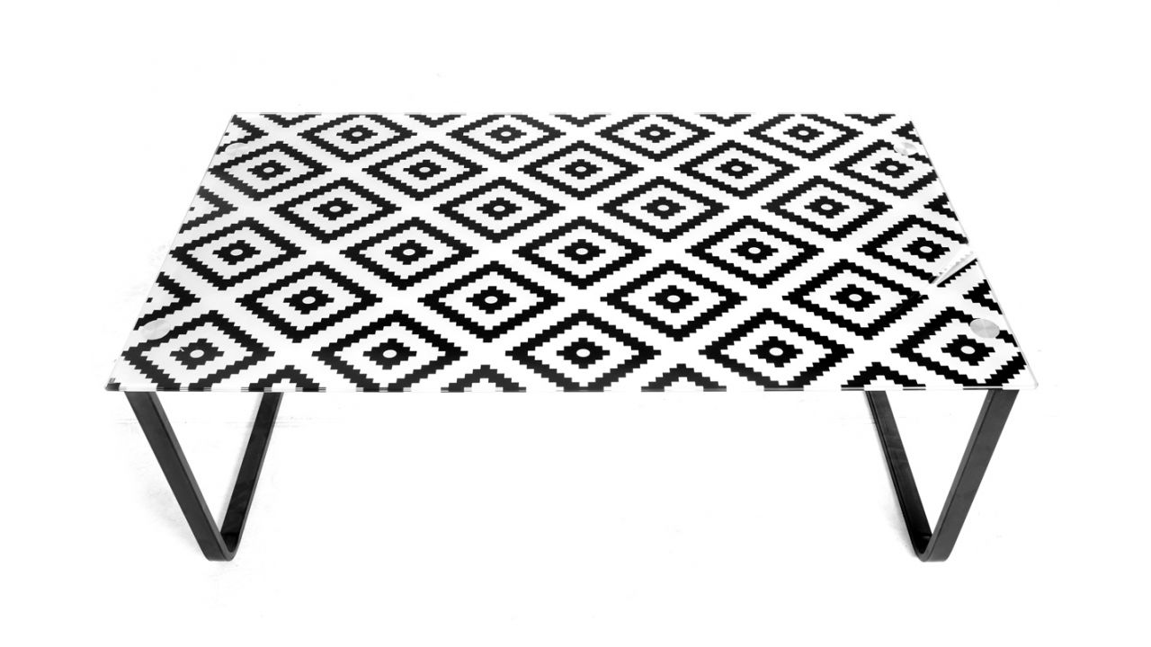 Prostokątny stolik kawowy czarno biały we wzory