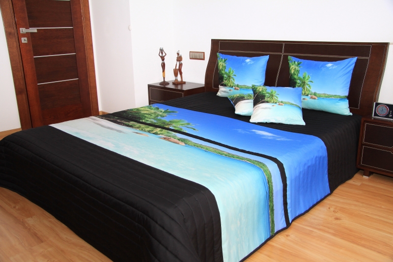 Narzuty 3D na łóżko w kolorze czarnym z morzem i palmami 