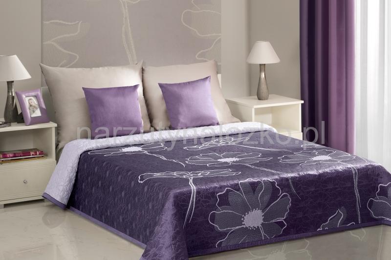 Narzuta fioletowa dwustronna na łóżko z kremowymi kwiatami