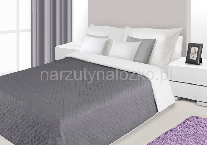 Narzuty dwustronne na łóżko w kolorze stalowo białym