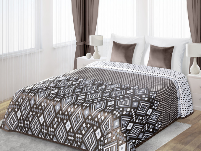 Narzuty na łóżka w sypialni w kolorze brązowym w białe azteckie wzory