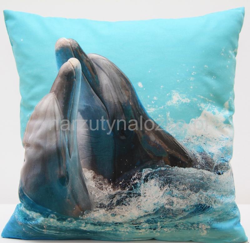 Błękitne poszewki na poduszki z delfinkami