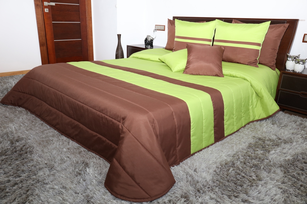 Zielono brązowa narzuta na podwójne łóżko