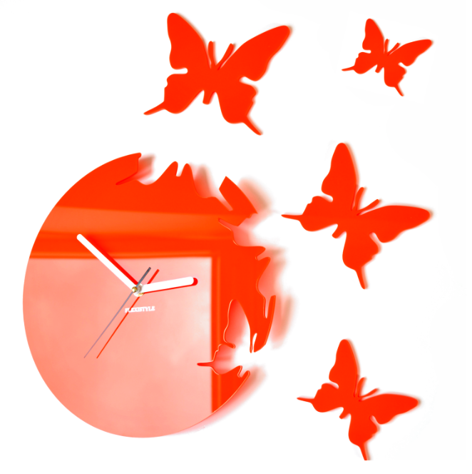 Modne zegary ścienne z motylami