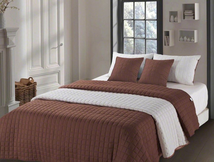 Modne dwustronne pikowane narzuty na łóżko w kolorze brązowo ecru 200x220