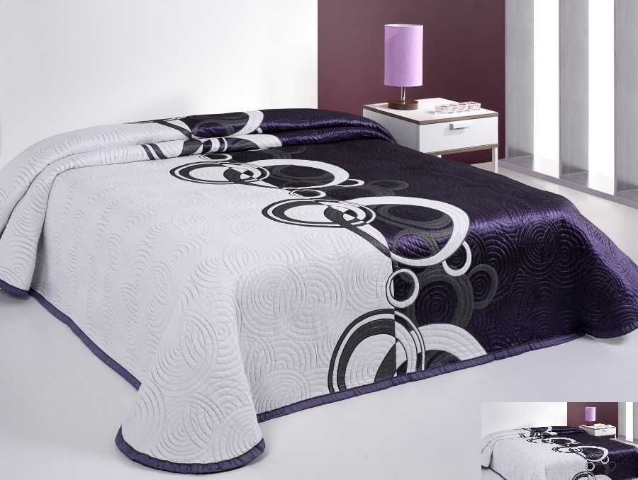 Narzuta na łóżko biało fioletowa dwustronna