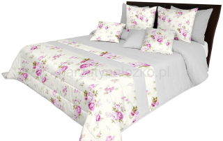 Śliczna kremowa narzuta na łóżko w kwiaty